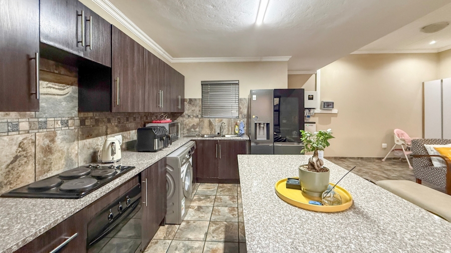 3 Bedroom Property for Sale in Melodie North West